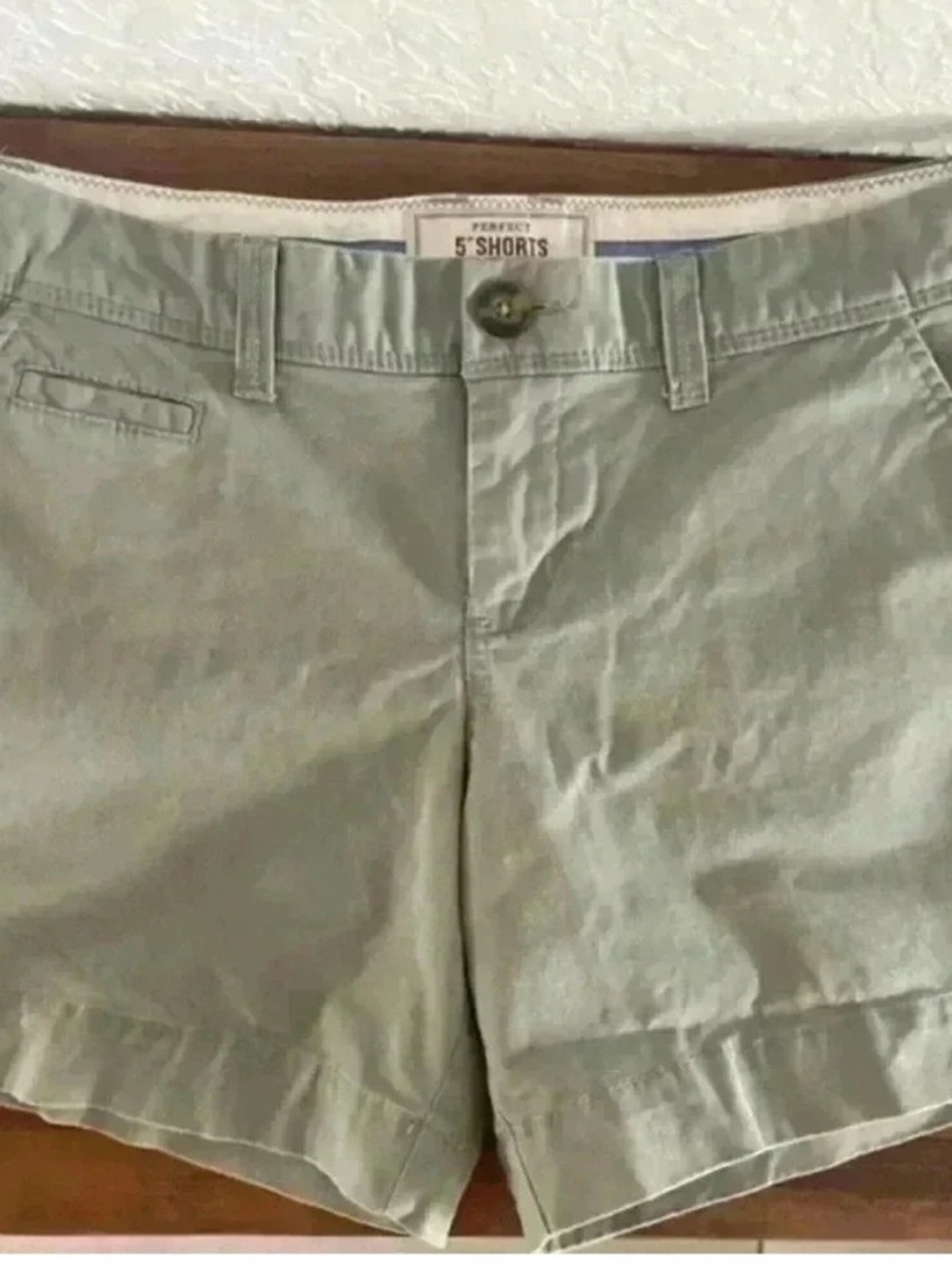 Old Navy chino shorts green women’s size 4